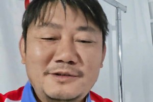 张雪谈国足惨败：不如把比赛交给